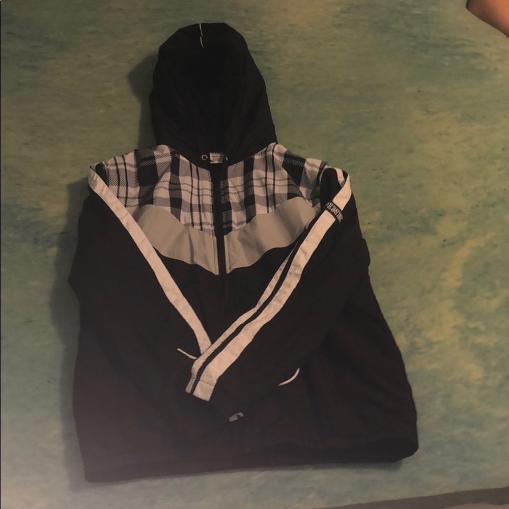 Jacket/ windbreaker